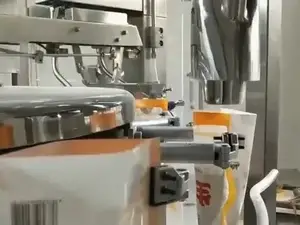 упаковка крахмала в четырехшовные пакеты