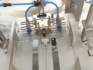 Верхняя подача пакета (для мягких пакетов)