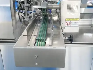 Горизонтальная подача пакета (дой-пак/стоячий пакет с застёжкой)