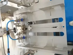 Верхняя подача пакета (для мягких пакетов)